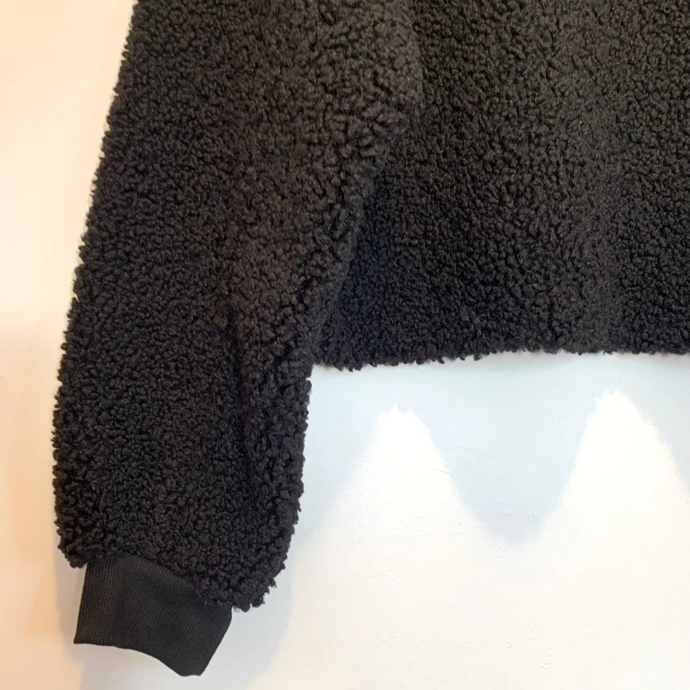 Wild Fable Cozy Black Sherpa Sweater - Picture 4 of 7